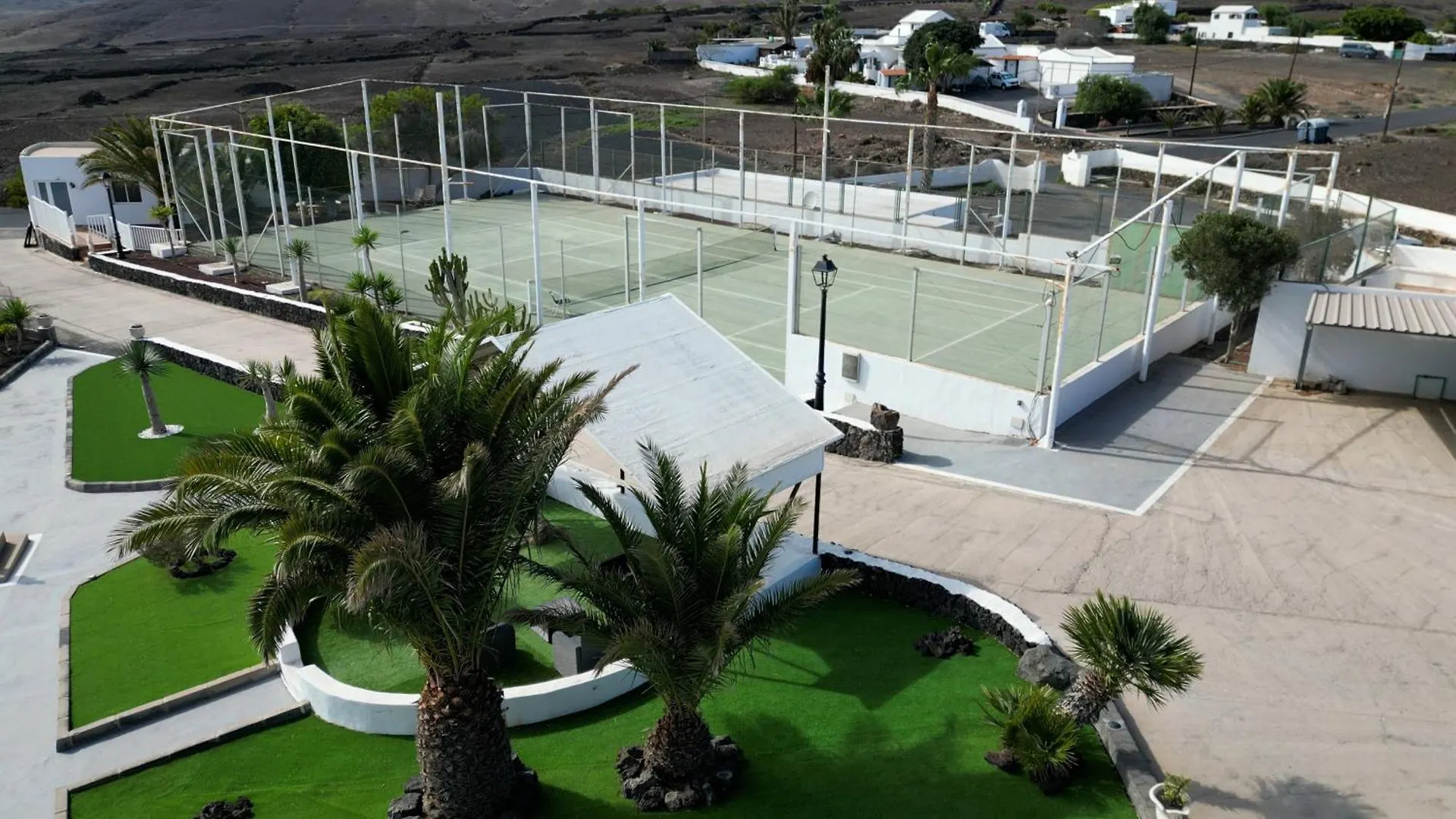 Renovated Villa Mahalo With Swimming Pool & Tennis Court Tias 0*,  Spain