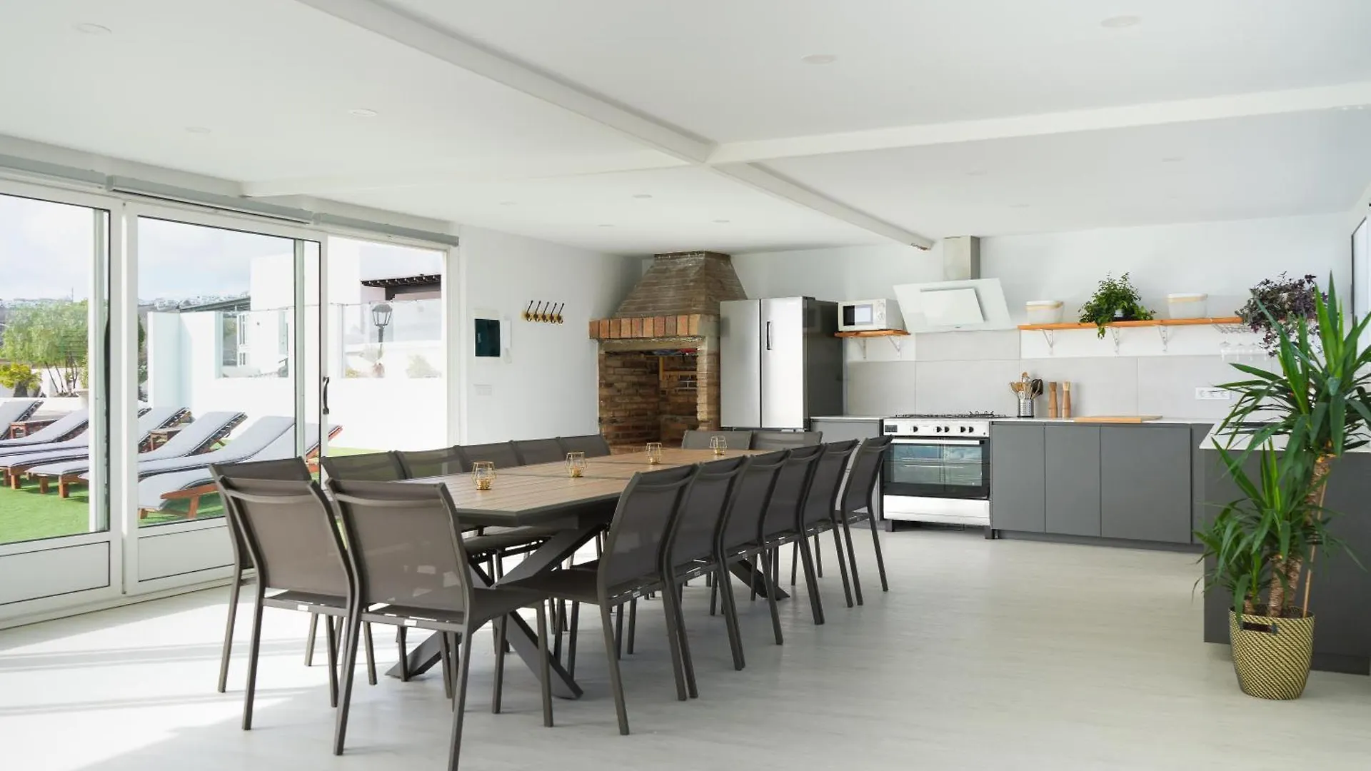 Renovated Villa Mahalo With Swimming Pool & Tennis Court Tias