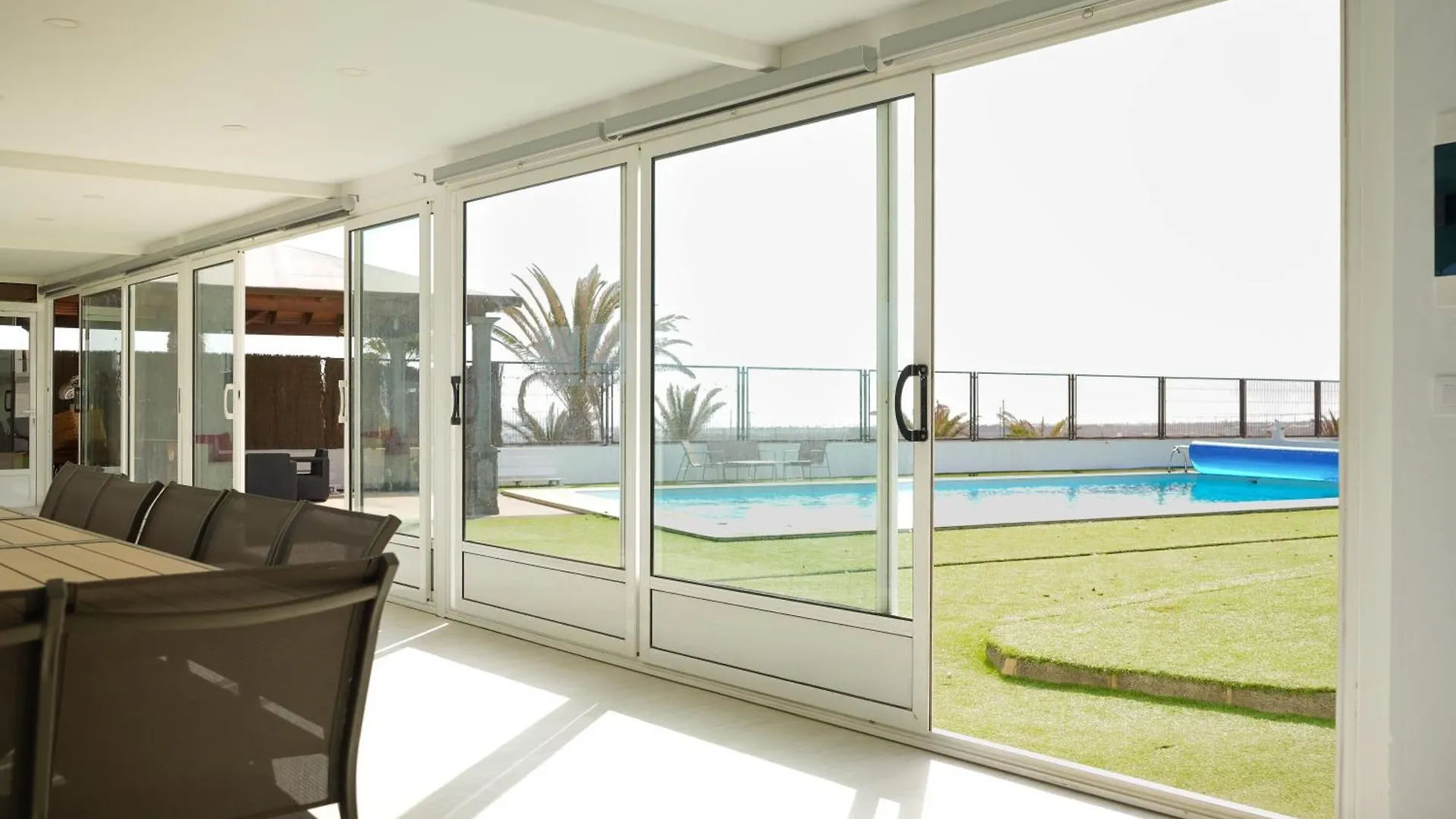 Renovated Villa Mahalo With Swimming Pool & Tennis Court Tias